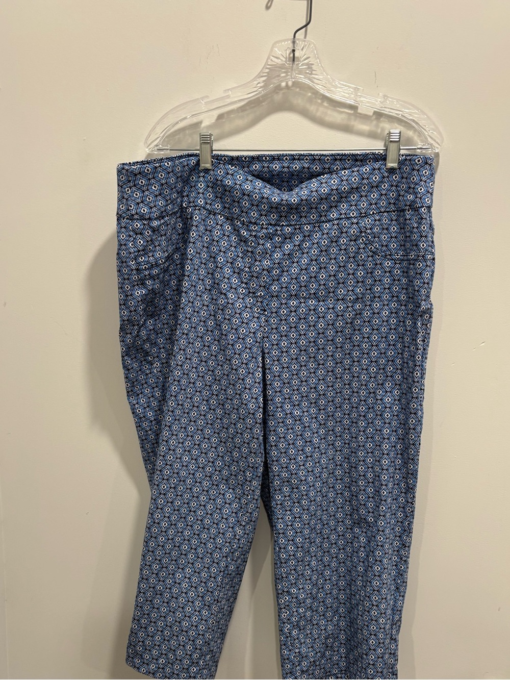 Ruby Rd. Blue Printed Capri Pants - Picture 2 of 10